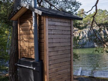 Komposttoilette für den Kleingarten – komplett mit Häuschen