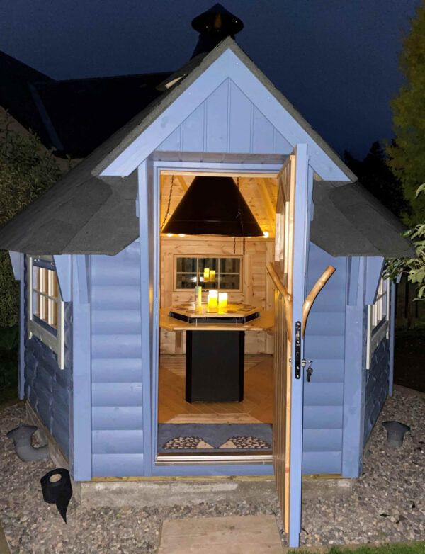 Premium Grillhütte / Grillkota 6,5 m² aus Holz inkl. Transport – Bild 2