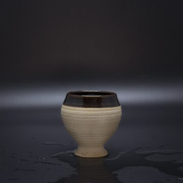 Weinbecher aus Keramik