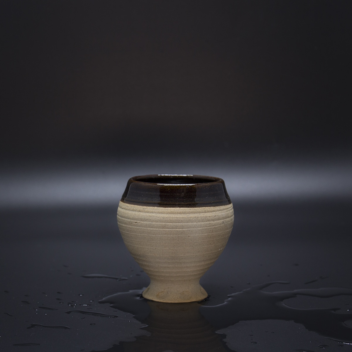 Weinbecher aus Keramik