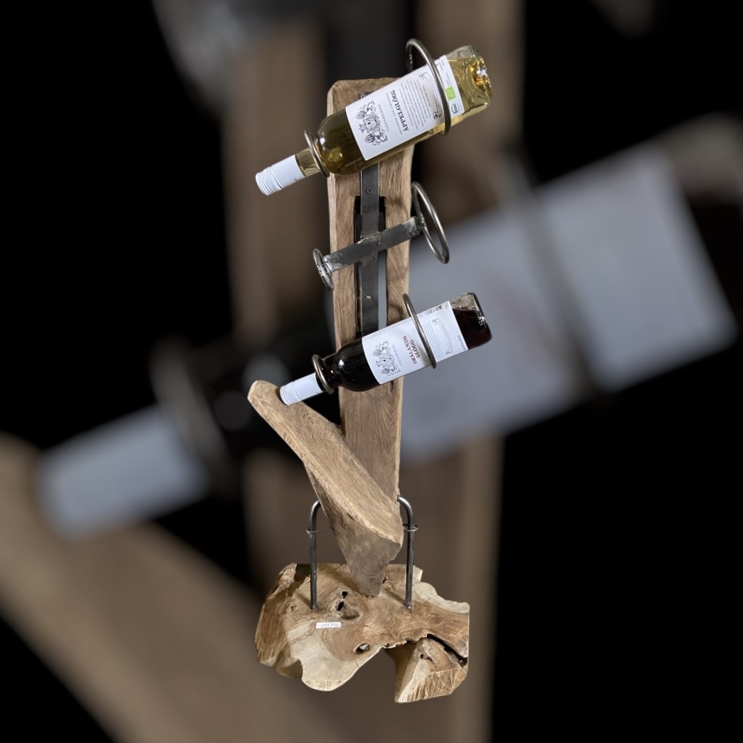 Weinflaschen-Ständer  aus Altholz