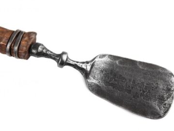 Rustikale Grillschaufel