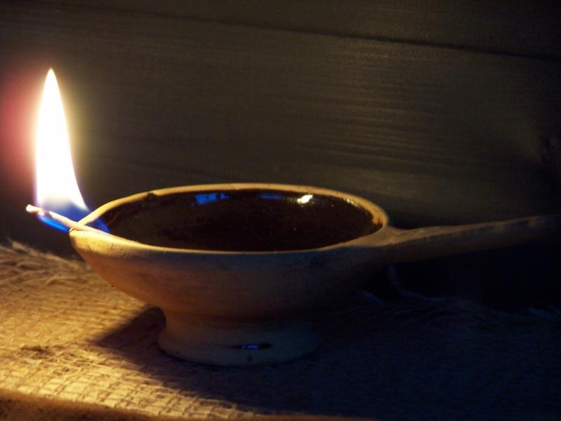 Öllampenschale aus Keramik