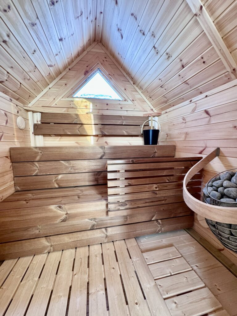 Grillkota mit Saunaanbau, Innenraum Sauna